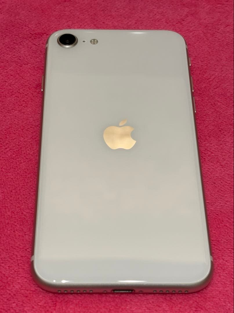 iPhone SE 第3世代　64G 白 本体 充電ケーブル、箱付きSIMフリー