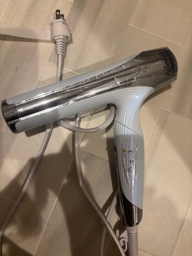 リファ　Refa ドライヤー　スマートタブル