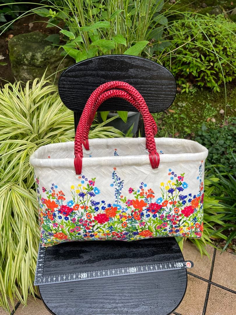 花柄　一閑張りカゴバック