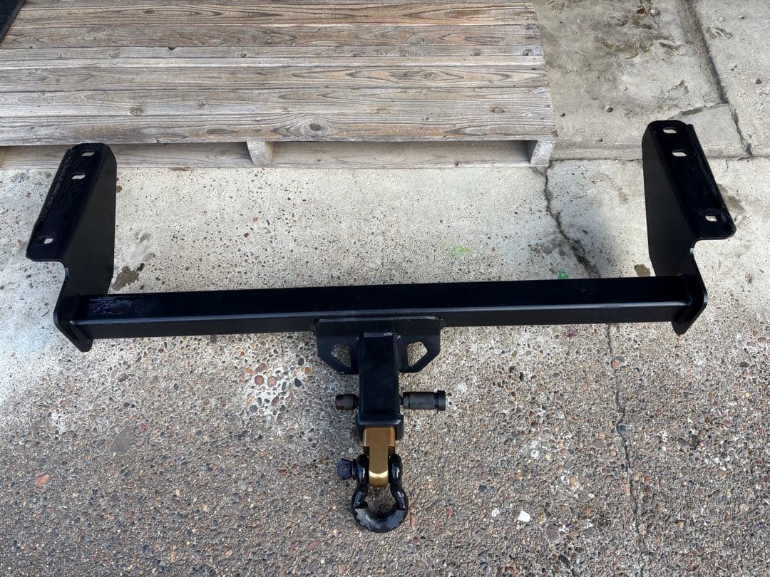 ハイラックス専用ヒッチメンバー　フック付き　茨城県内直接取引限定