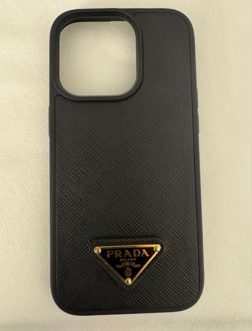 PRADA ブラックレザー iPhone14pro ケース