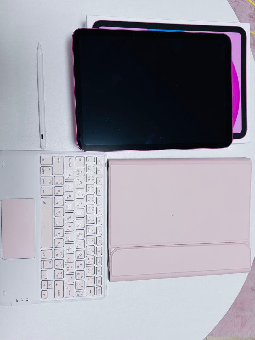 ごま　美品iPad 第10世代 64G Wi-Fiモデル ピンク 本体