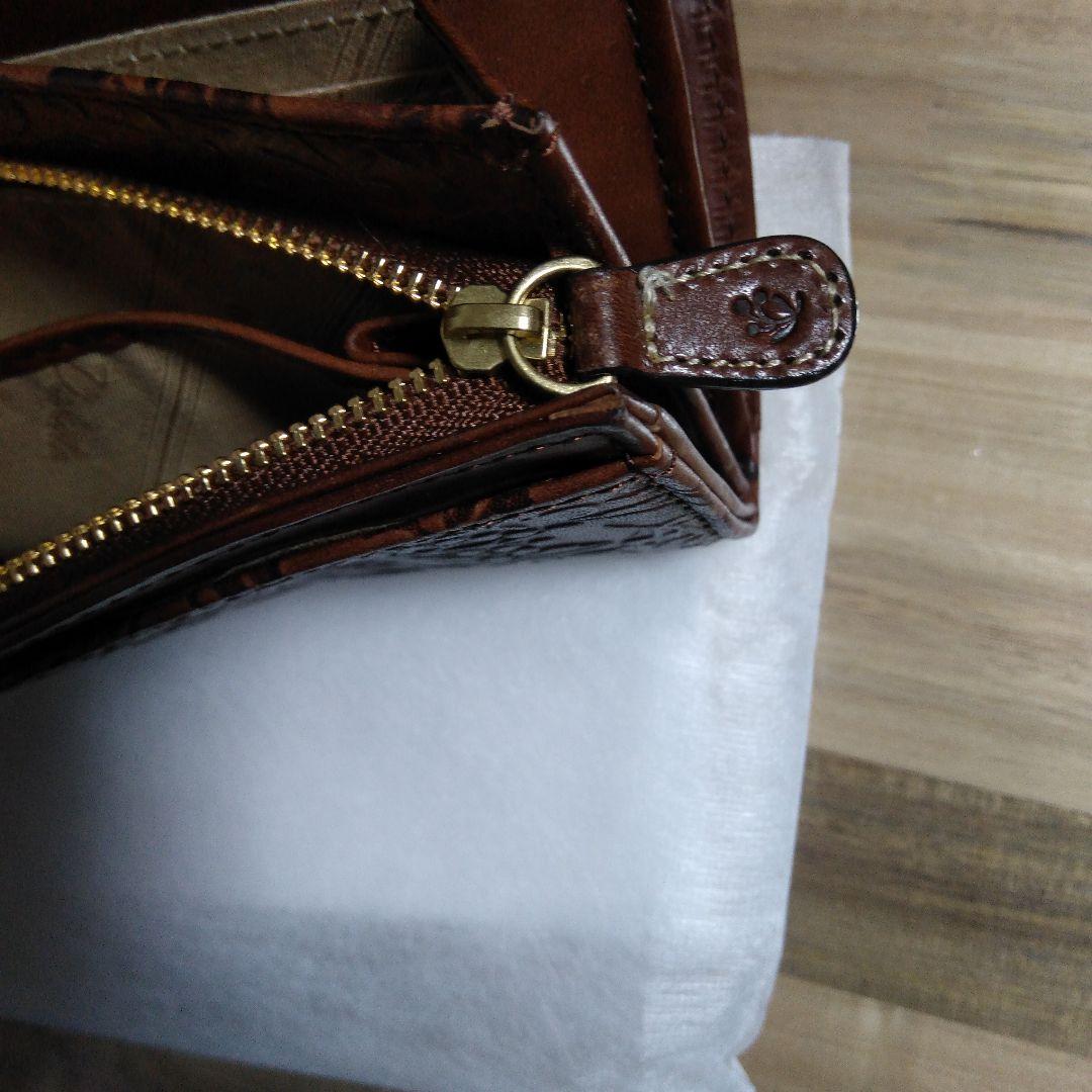 Dakota のイタリア製牛革ミモザ花柄 長財布