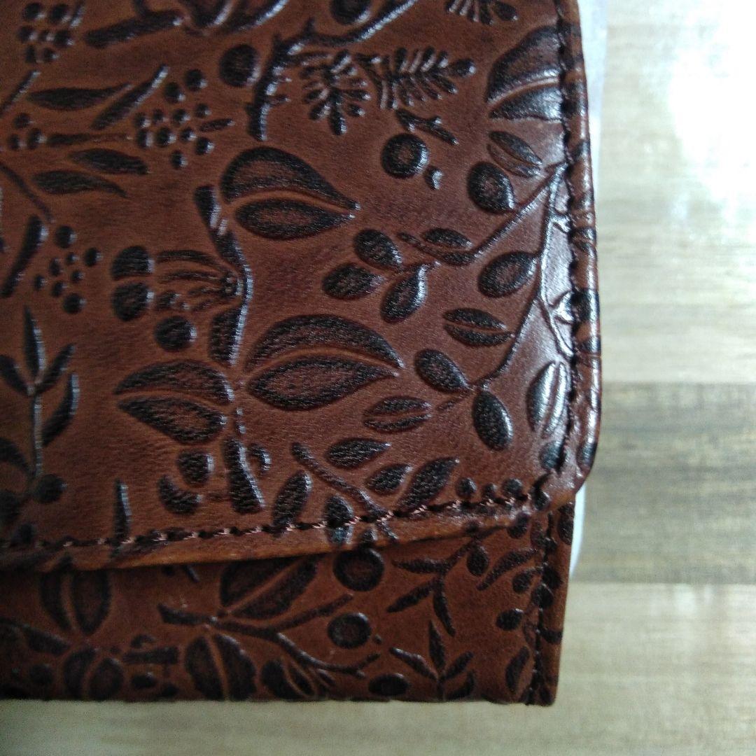 Dakota のイタリア製牛革ミモザ花柄 長財布