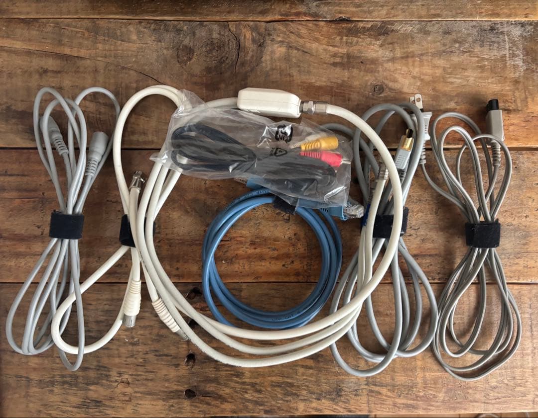 SHARP/AQUOS/BD-W1100/1TB/ブルーレイレコーダー/欠品あり