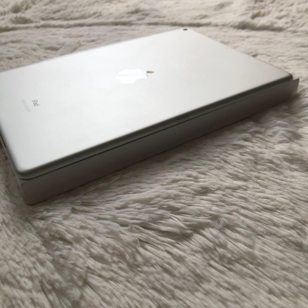 【完動品】iPad Air3 64GB 【すぐ発送】【付属品】