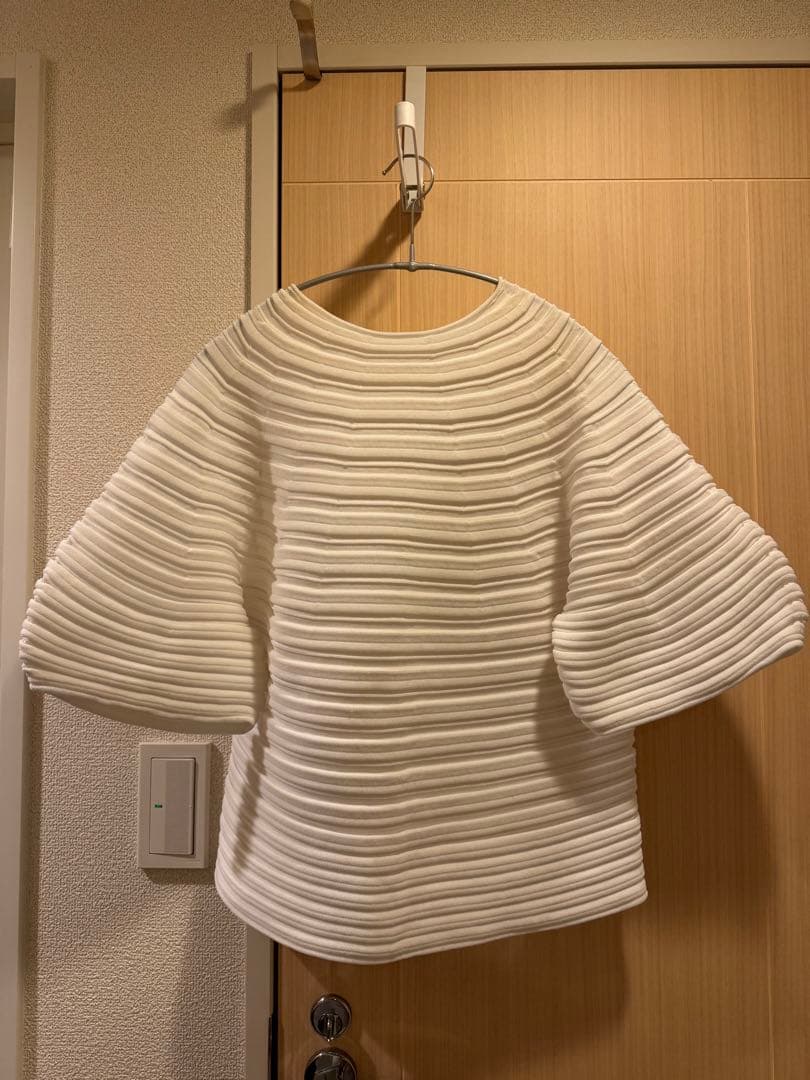 PLEATS PLEASE ホワイト 半袖 トップス