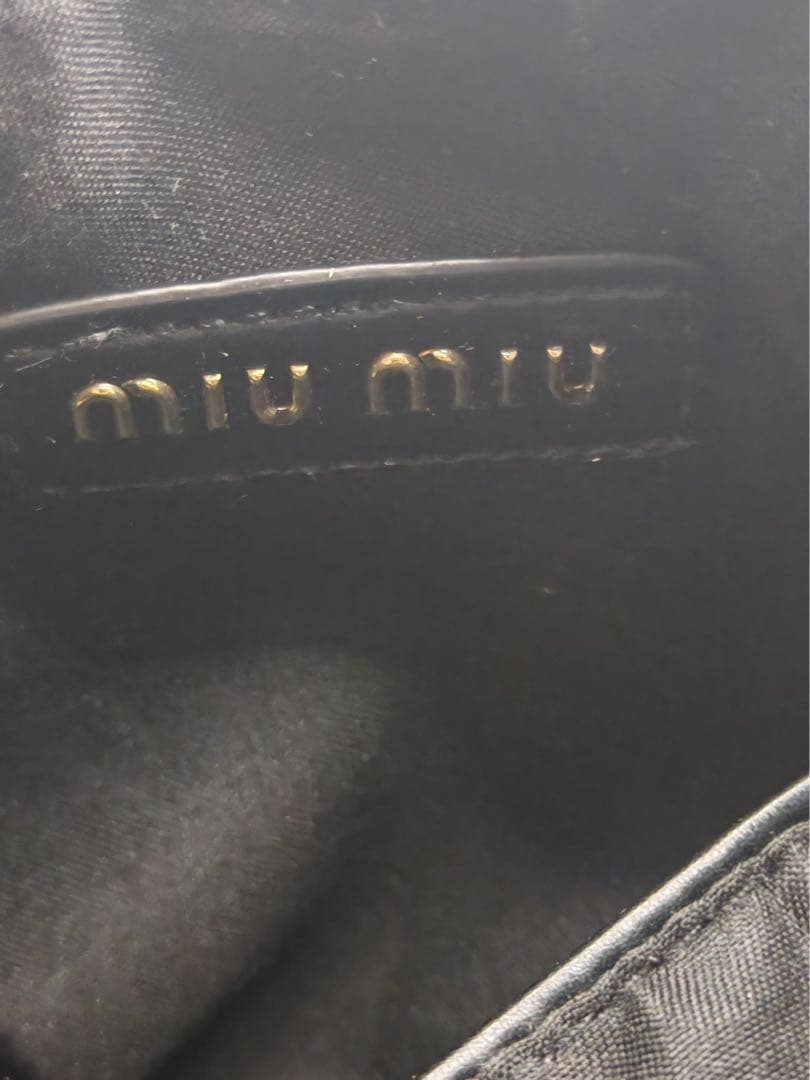 miumiu マットラム キルティング ハンドバッグ ブラック　美品