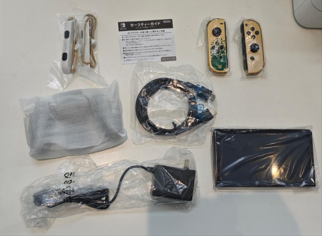 新品同様　Nintendo Switch 有機EL ゼルダの伝説 　1