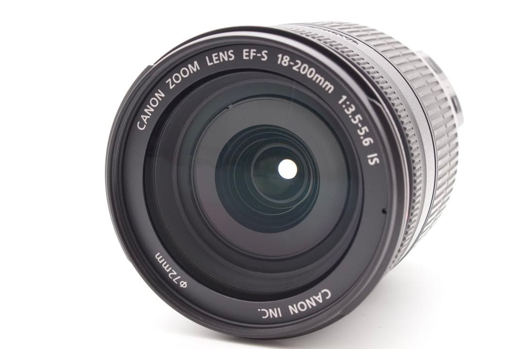 1本で持ち運び楽々✨Canon EF-S 18-200mm IS 高倍率レンズ