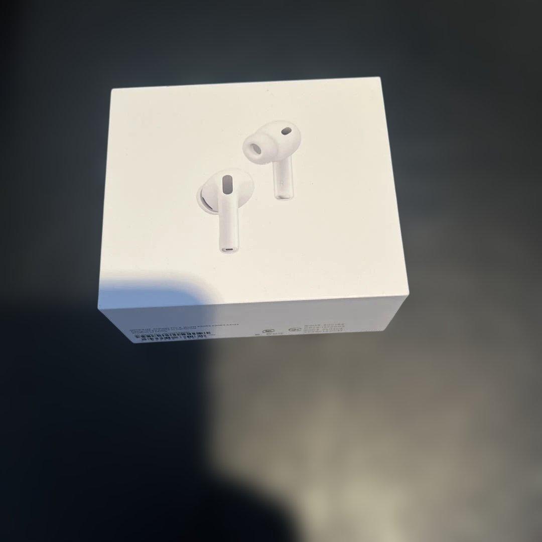 Apple AirPods Pro 3 本体　新品