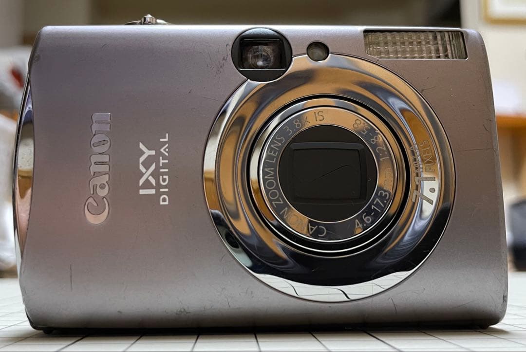 【ジャンク】Canon IXY 900IS デジタルカメラ シルバー《本体のみ》