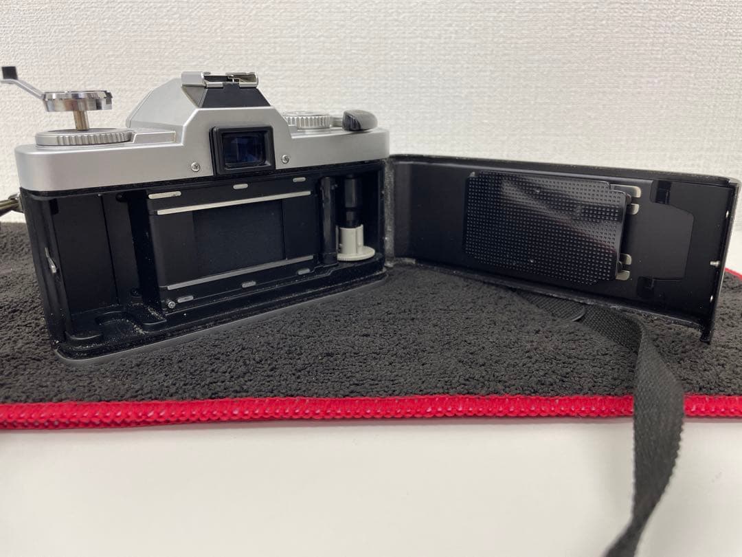 v*e様 Minolta X-7 一眼レフカメラ MC ROKKOR-PGレンズ