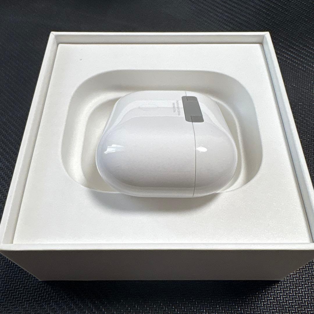 AirPods Pro 第2世代　充電ケース付き　右耳のみ