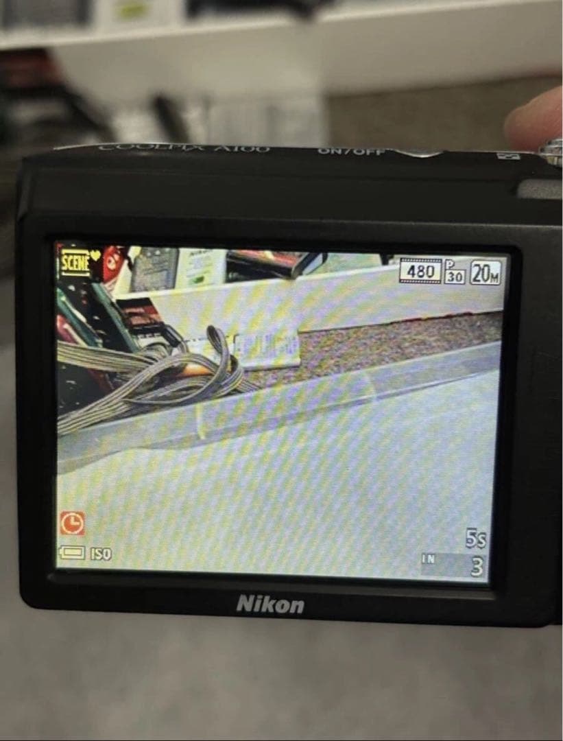 デジタルカメラ coolpix a100 red