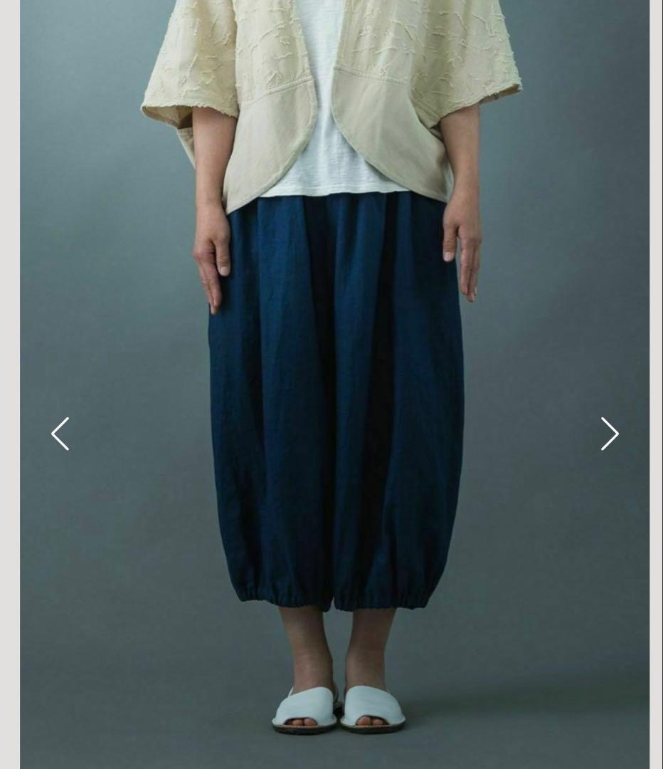 最終値下げ石見銀山群言堂グンゲンドウ リネンパンツ林檎 麻100%七分丈 ブルー