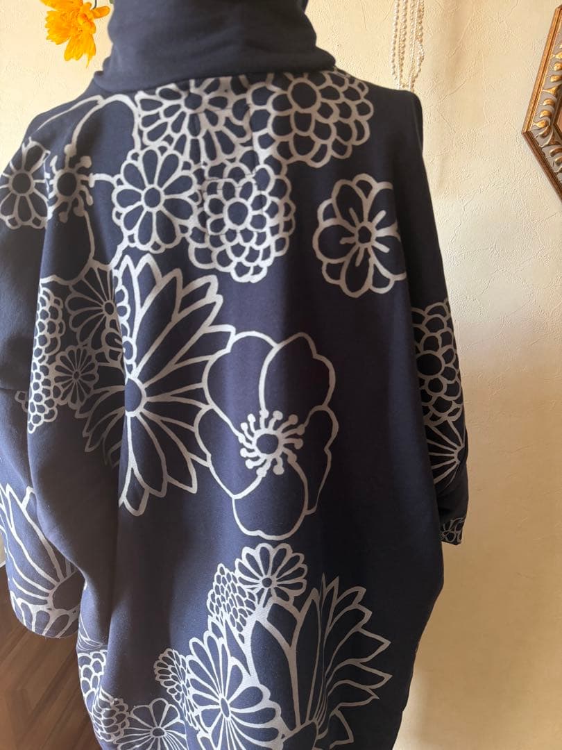 新品　ソウソウ　暖かいワンピース　裏毛 衿巻薙刀長方形衣　金襴緞子　濃紺