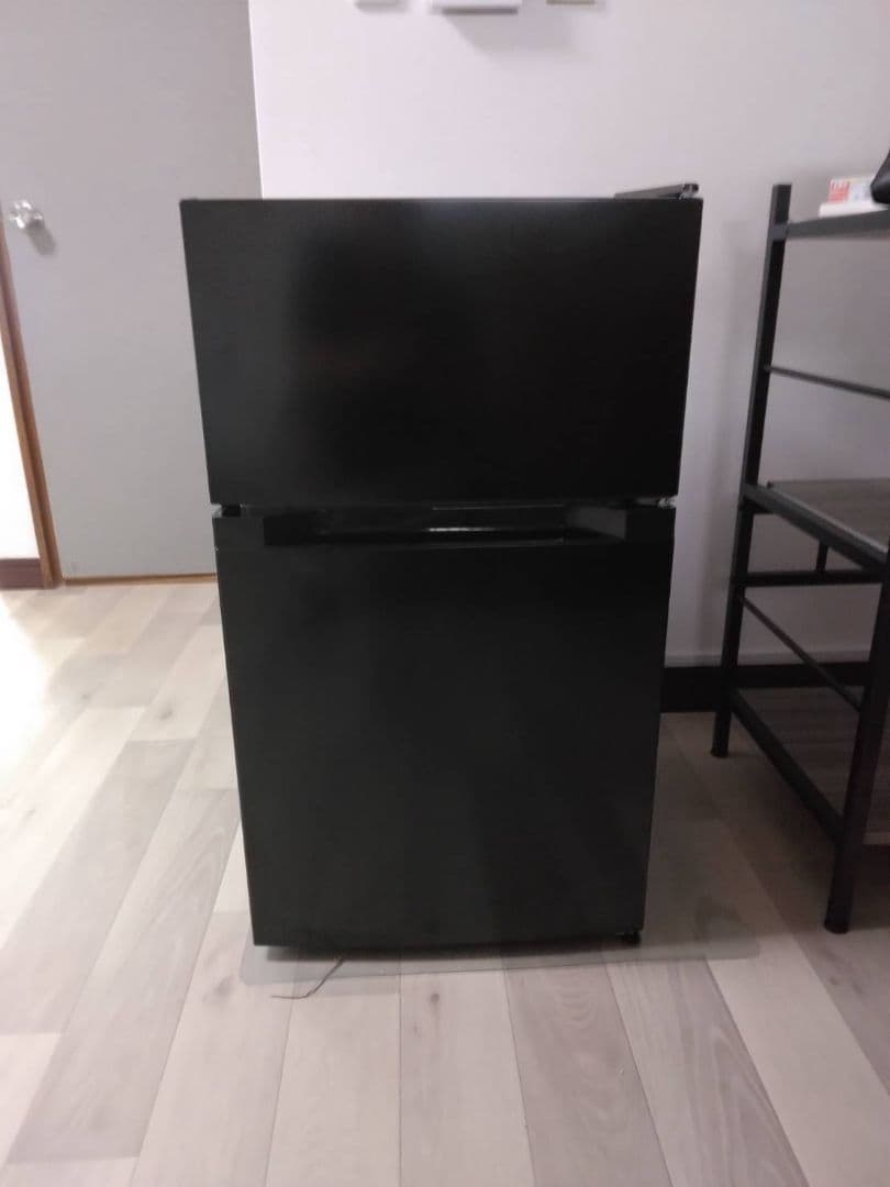 ブラック冷蔵庫 コンパクトタイプ