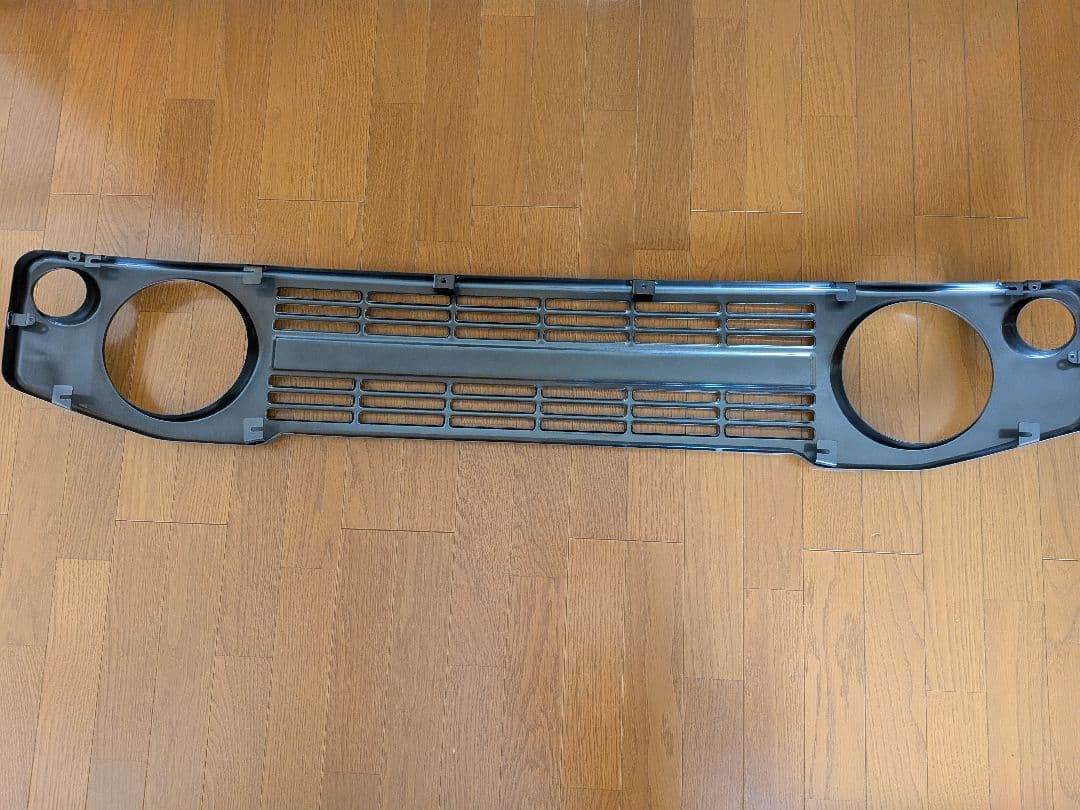 ジムニー　フロントグリル ヴィンテージアイアングリル アピオ APIO