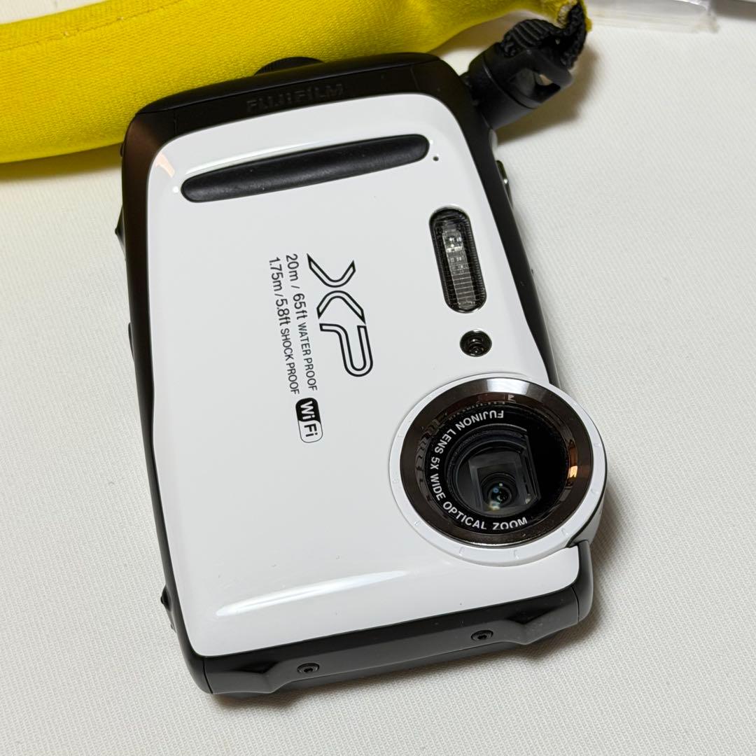 Finepix XP130 防水カメラ WaterProof 20M