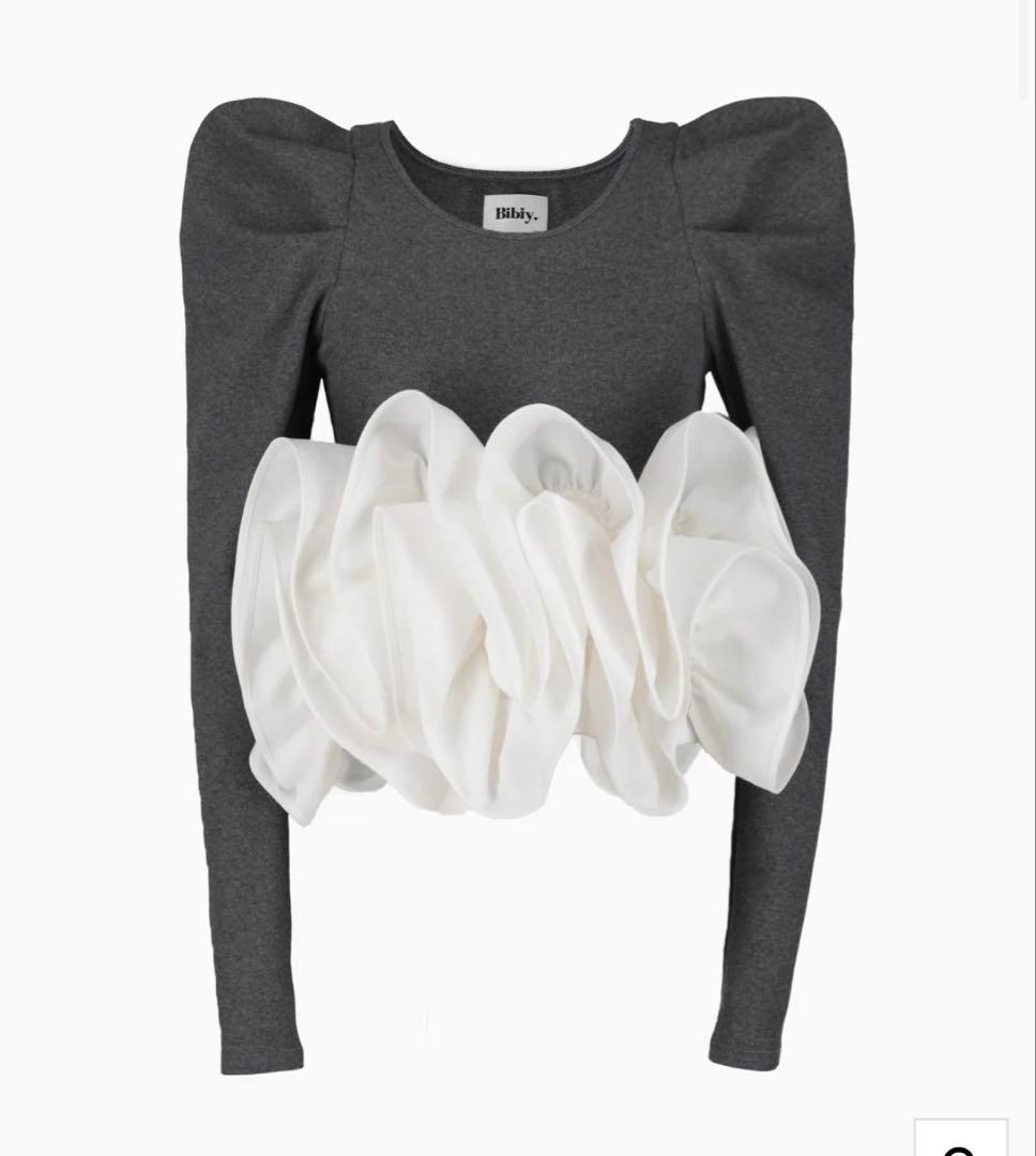 Bibiy. CREME PEPURAMU TOP グレー