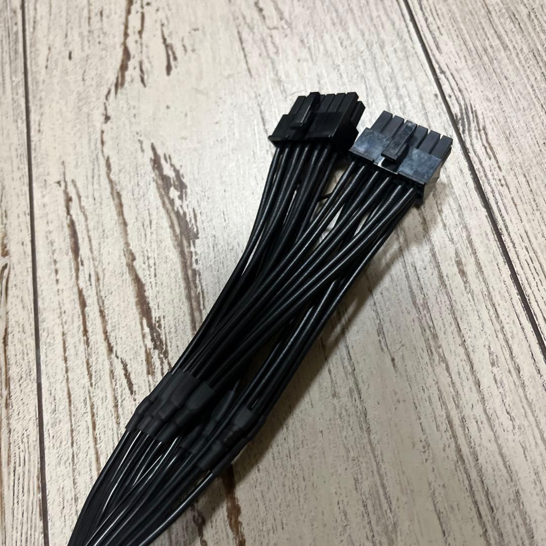 CableMod Basics B-Series 12VHPWR ケーブル