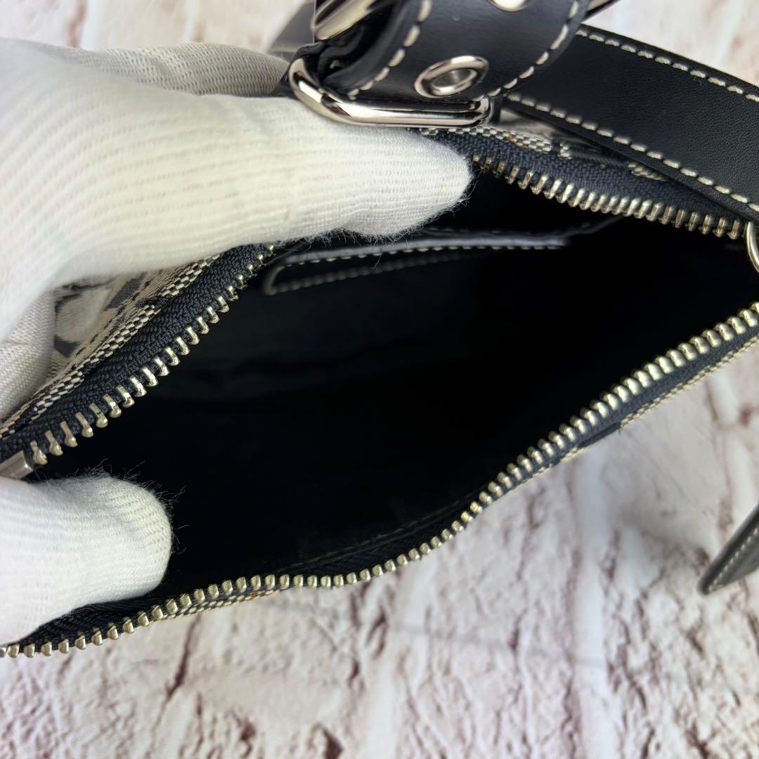 COACH シグネチャー　アクセサリーポーチ　ワンショルダー　6362 ソーホー