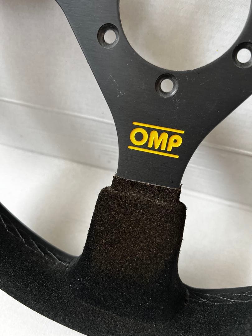 OMP TARGA 330 タルガ ステアリング　スウェード 33パイ