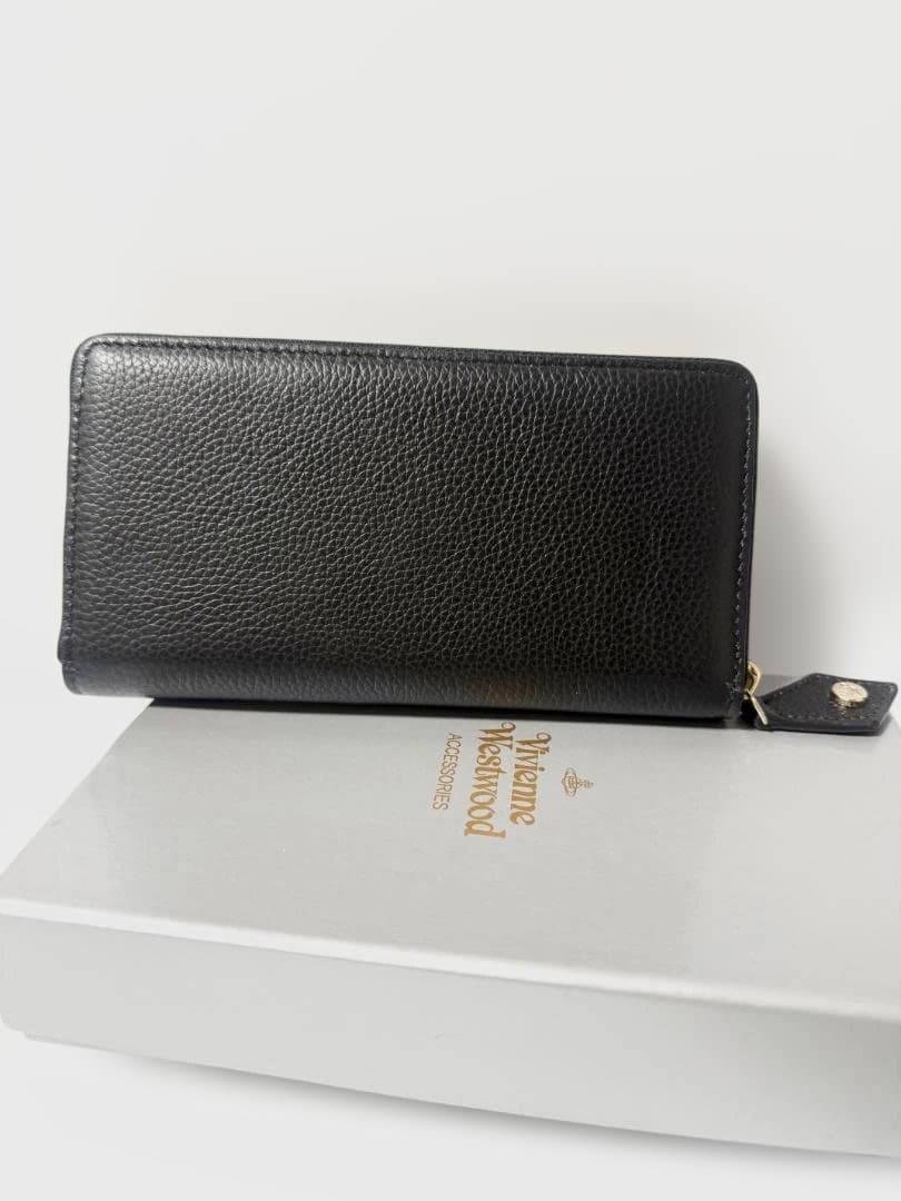 ヴィヴィアンウエストウッドvivienne westwood　オーブ型押ブラック