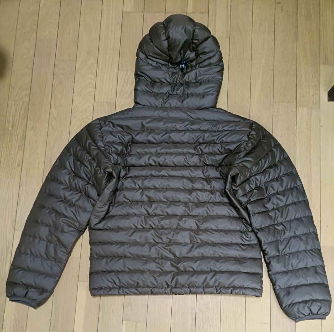 Patagonia　downsweater hoody　ブラウン　Ｍサイズ