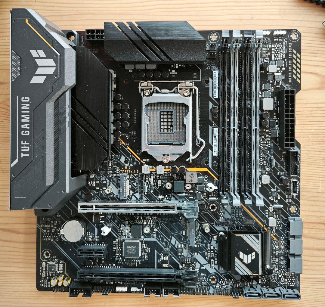ASUS TUF GAMING B560M-PLUS マザーボード