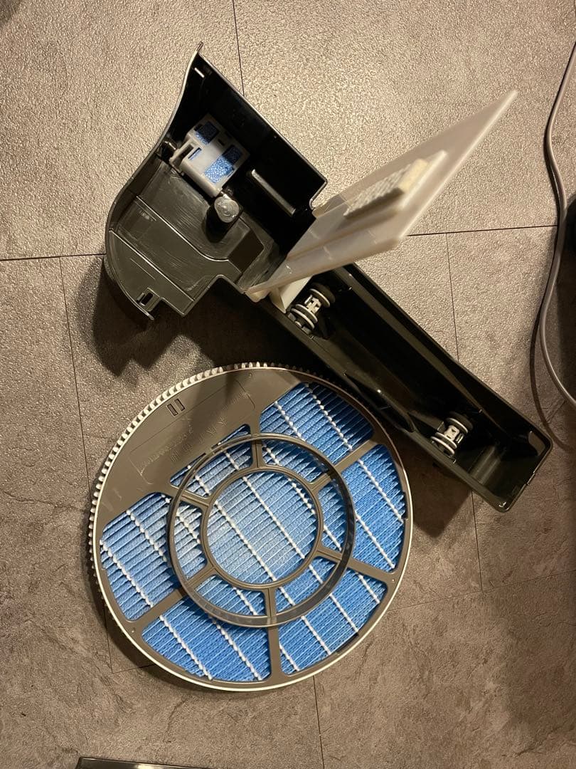 【美品】2021年製　SHARP 空気清浄機 KC-J50-H ダークグレー