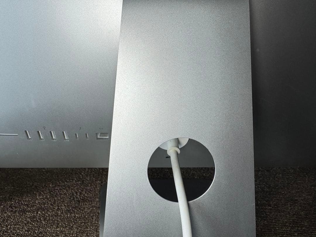 iMac Retina 4K 21.5インチ 2017