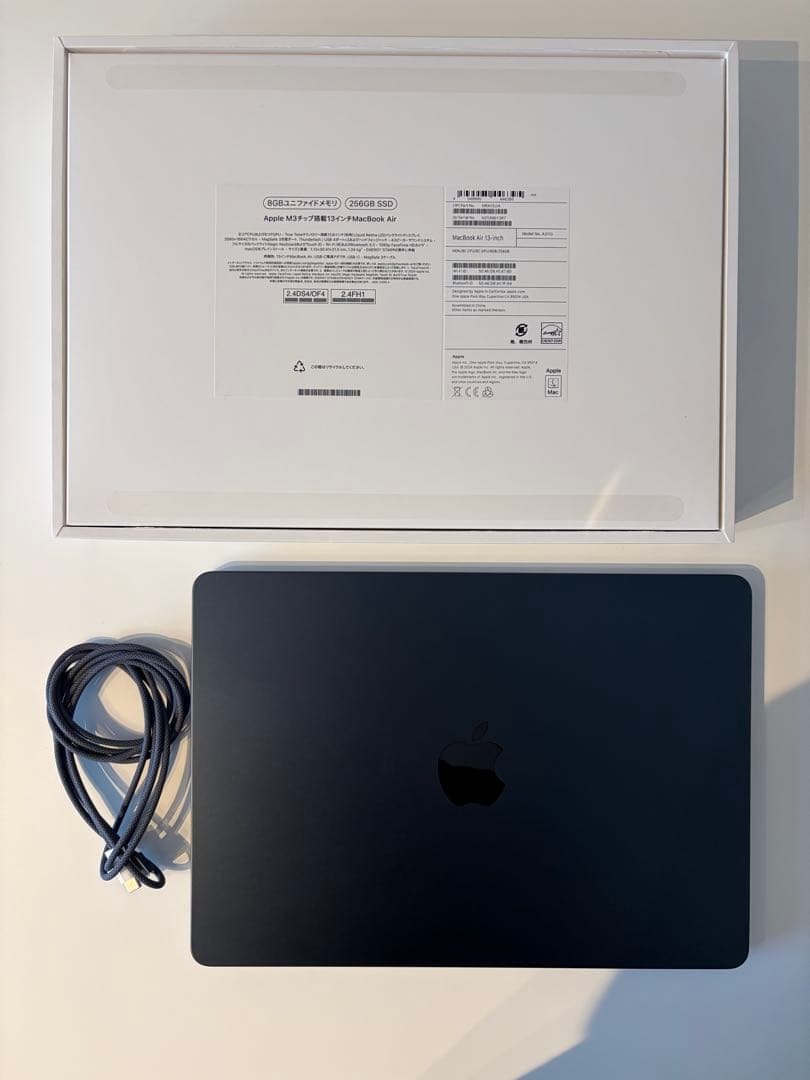 バッテリー100% MacBookAir M3 8GB 256GBミッドナイト