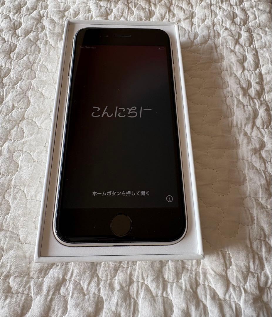 【中古】Apple iPhone SE (第3世代) 本体