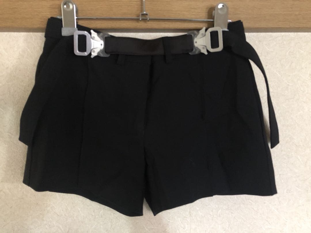 Are u crying baby ? さま専用‼️ALYX ショートパンツ