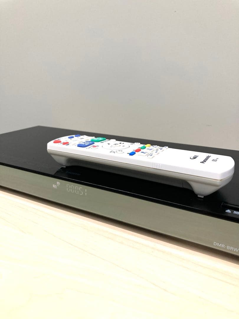 めっちゃ綺麗　1TB リモコンも美品 パナソニック　DMR-BRW 1000