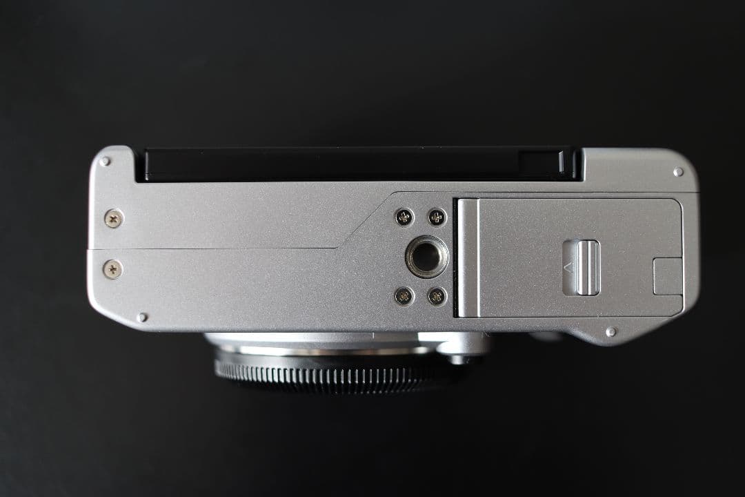 Fujifilm X-M5ボディ（シルバー）