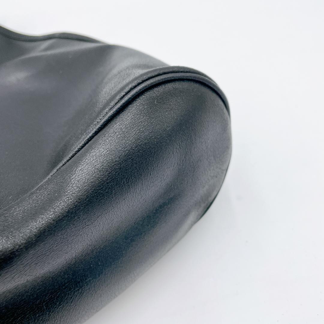 良品 Longchamp ワンショルダーバッグ ボディバッグ　黒 f404