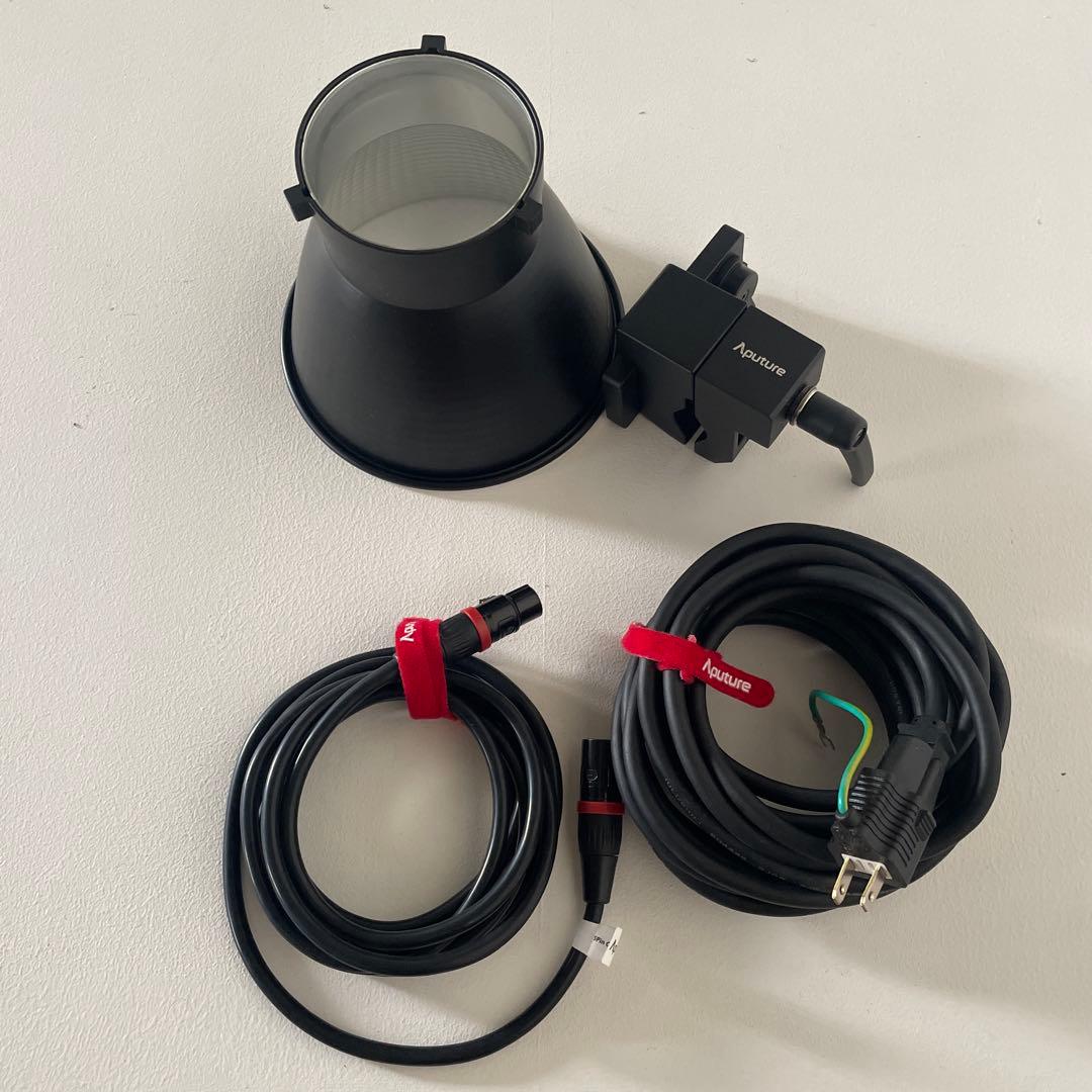 簡単セットで明るい照明！Aputure LS C300d II Kit B