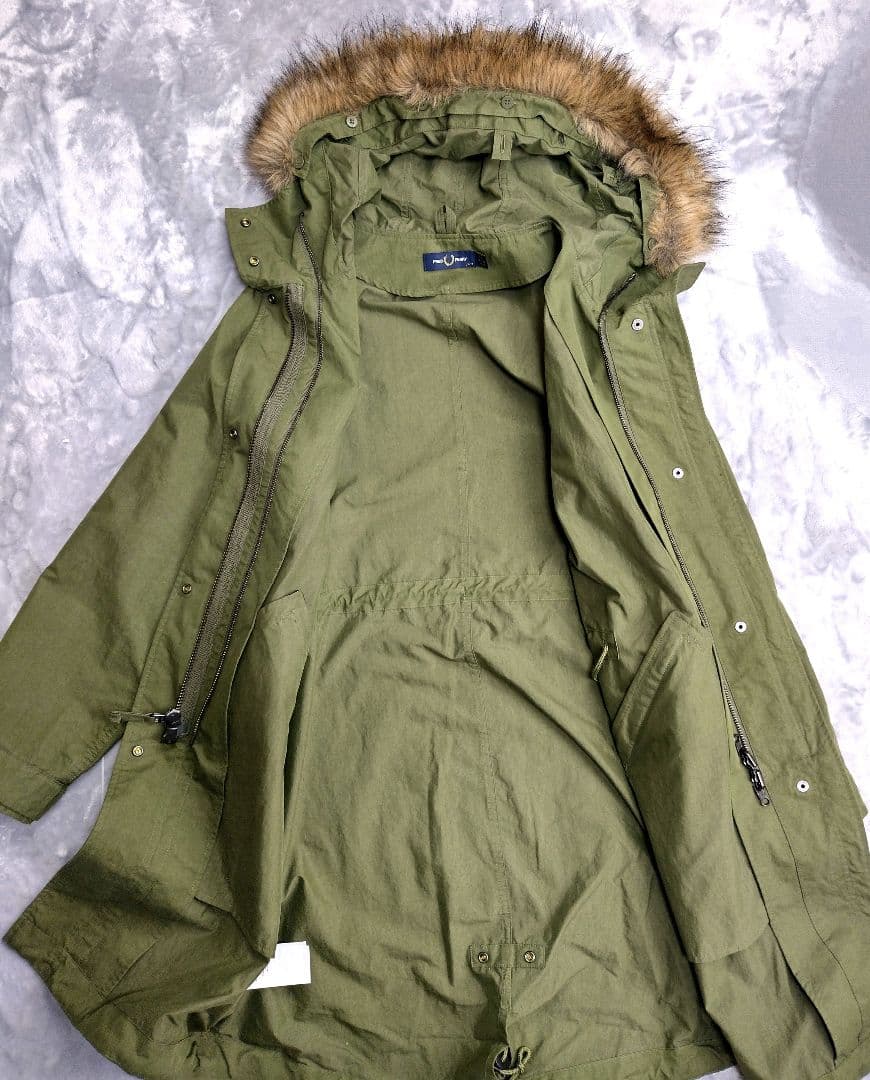 フレッドペリー ZIP IN LINER　フィッシュテール　パーカー　j9121