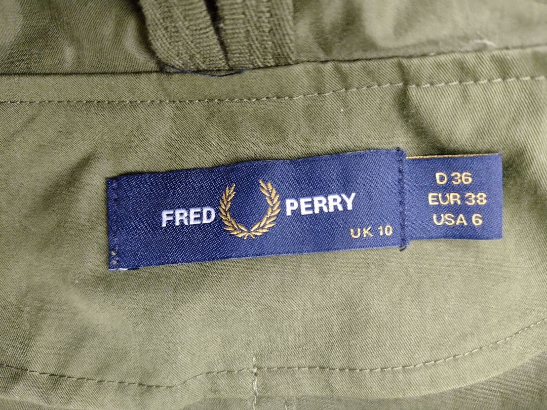 フレッドペリー ZIP IN LINER　フィッシュテール　パーカー　j9121