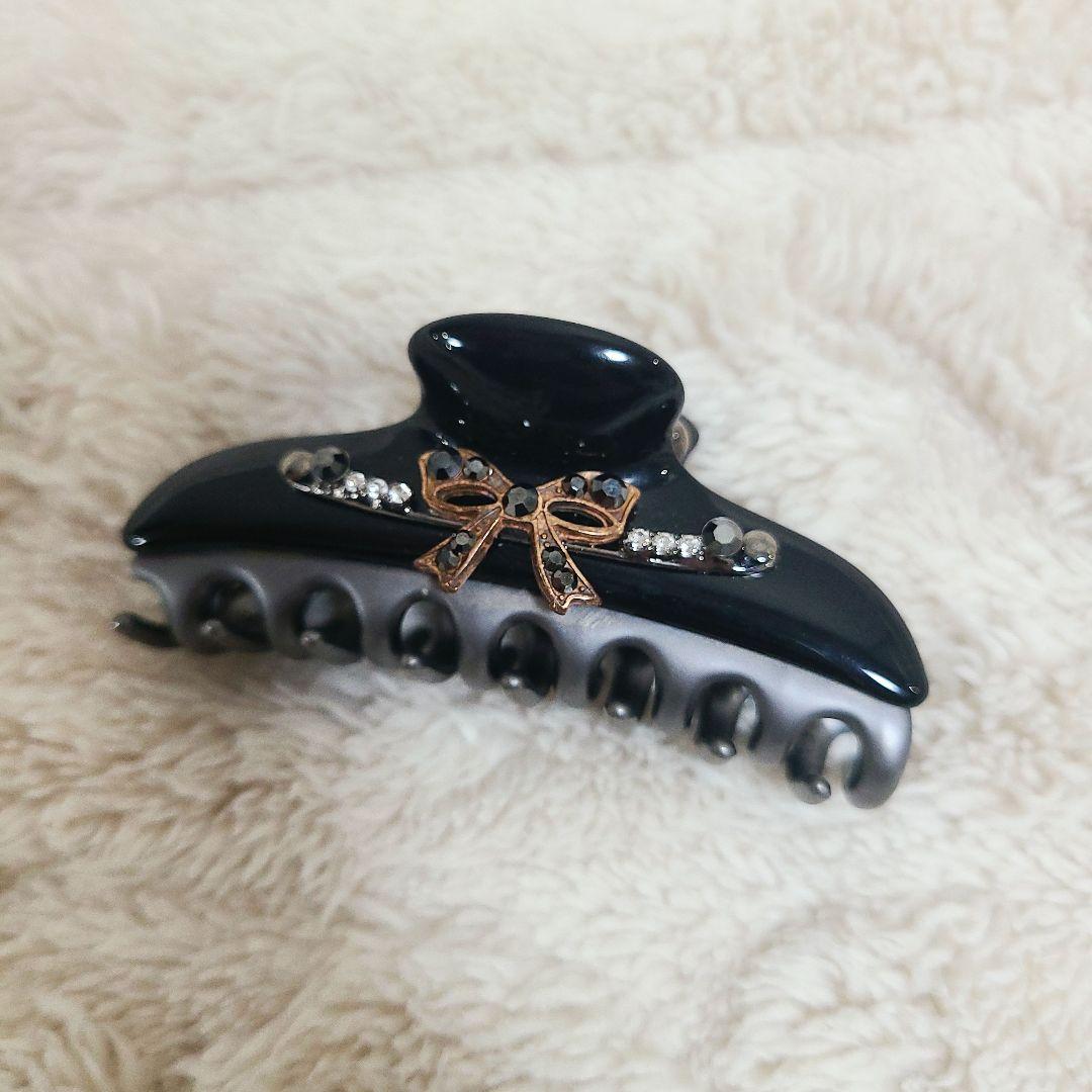 【新品未使用】acca ストーン付きヘアクリップ Mイズ