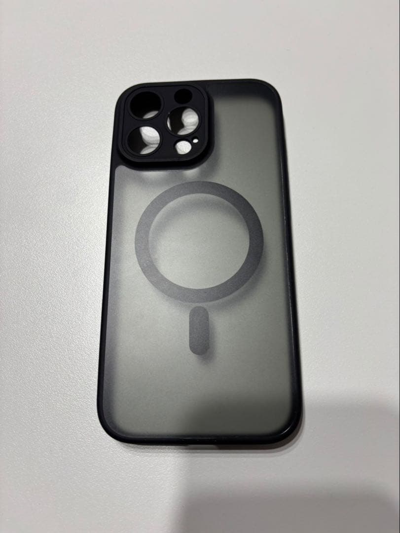 iPhone16 pro max 256GB ブラックチタニウム　ケース付き