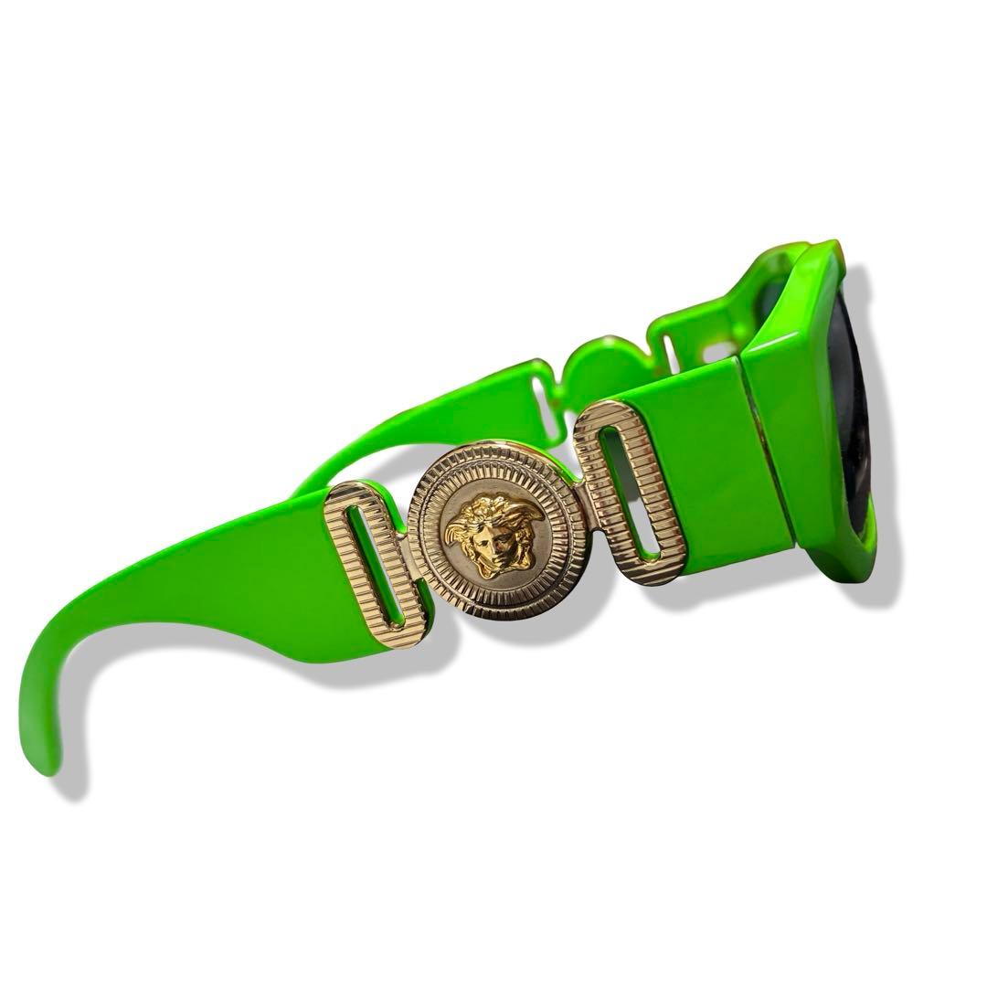 未使用　付属品完備　VERSACE サングラス　メデューサ　ライトグリーン　緑
