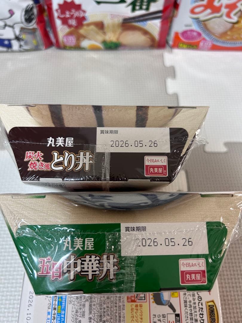 インスタント食品　まとめ売り　サッポロ一番　おいしいごはん他