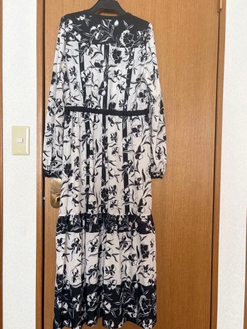 【グレースコンチネンタル】バイカラープリントティアードワンピース⭐︎38