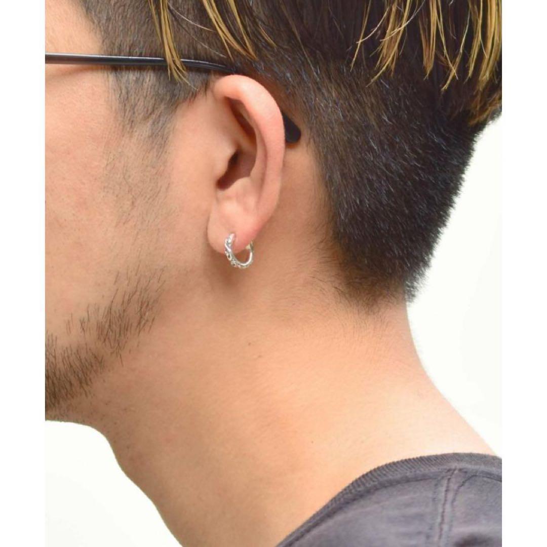 超美品 LH HOWL クロッシングピアス タテガミスクロール シルバー925