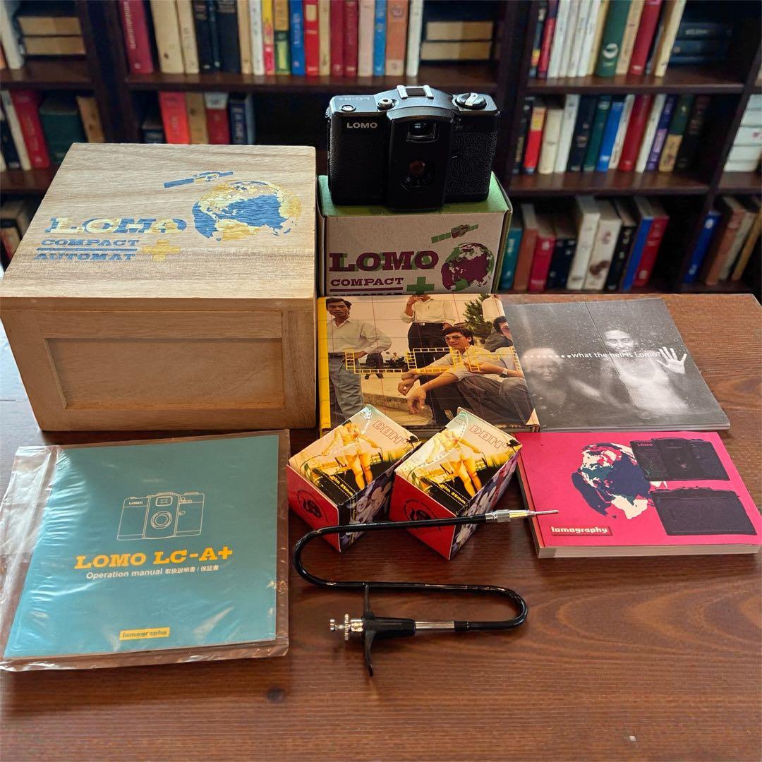Lomo LC-A+ フィルムカメラ　木箱&フィルム&説明書有り