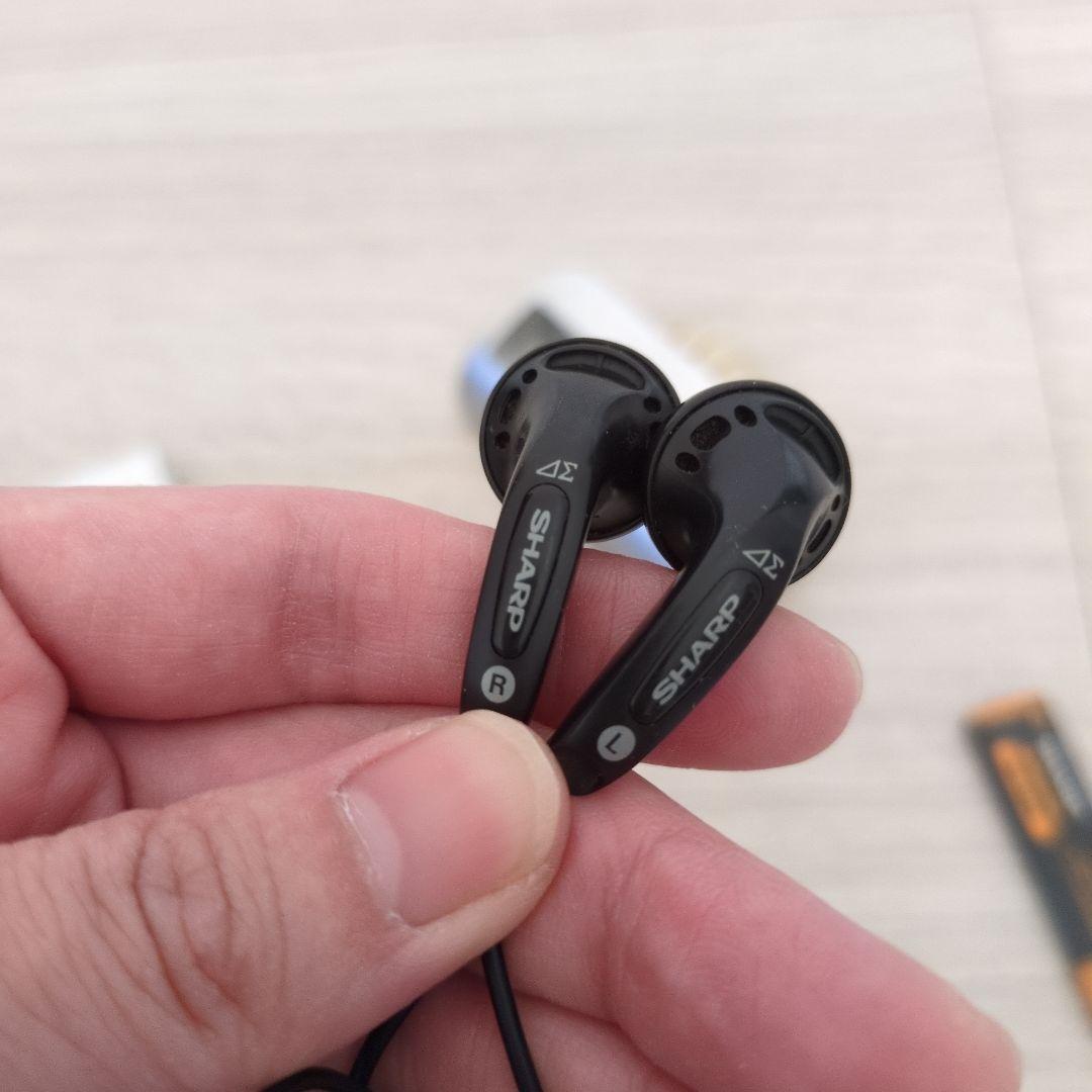 SHARP ポータブルMDプレーヤー MD-S70-S　ジャンク